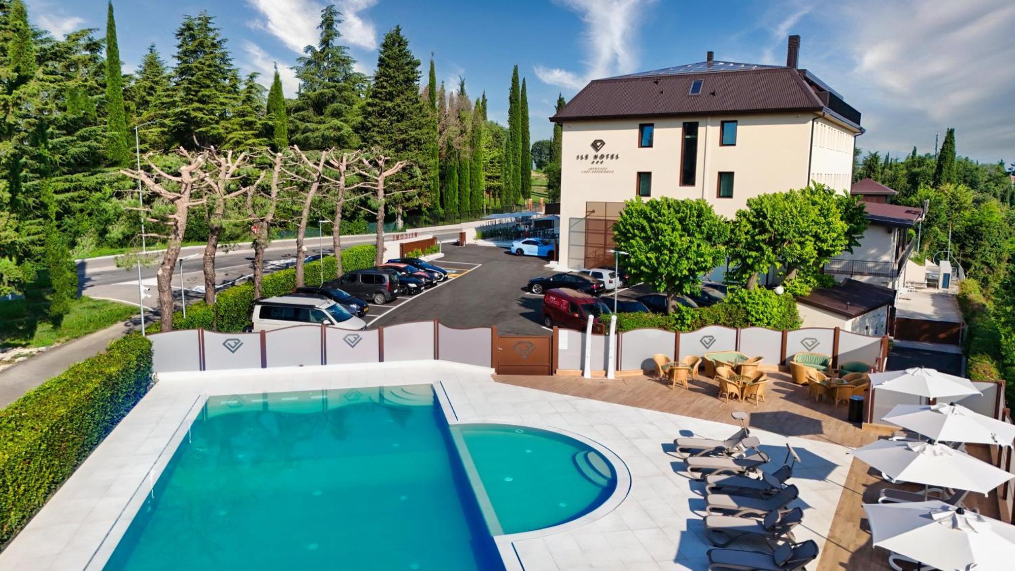 Ile Hotel Peschiera del Garda Zewnętrze zdjęcie