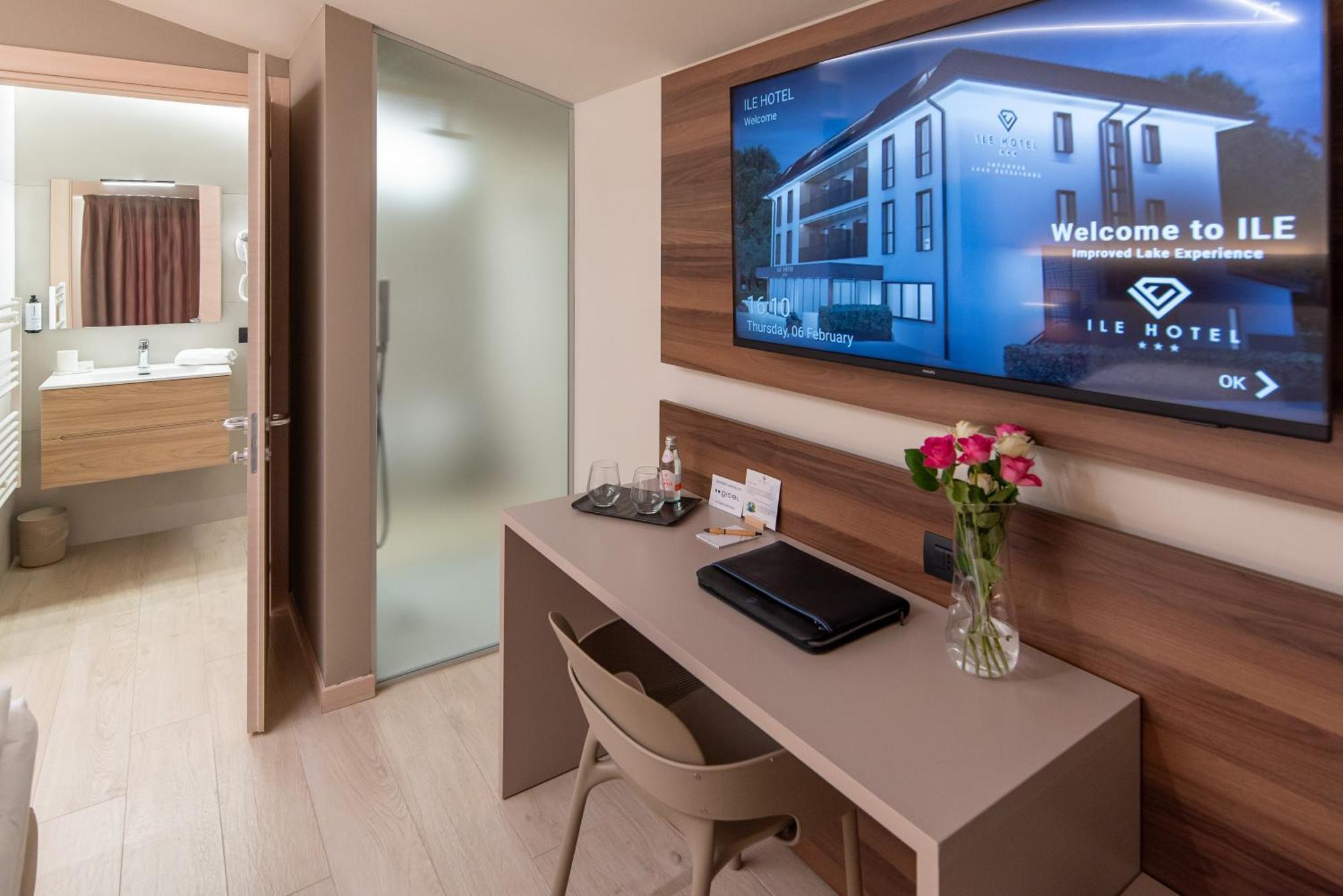 Ile Hotel Peschiera del Garda Zewnętrze zdjęcie