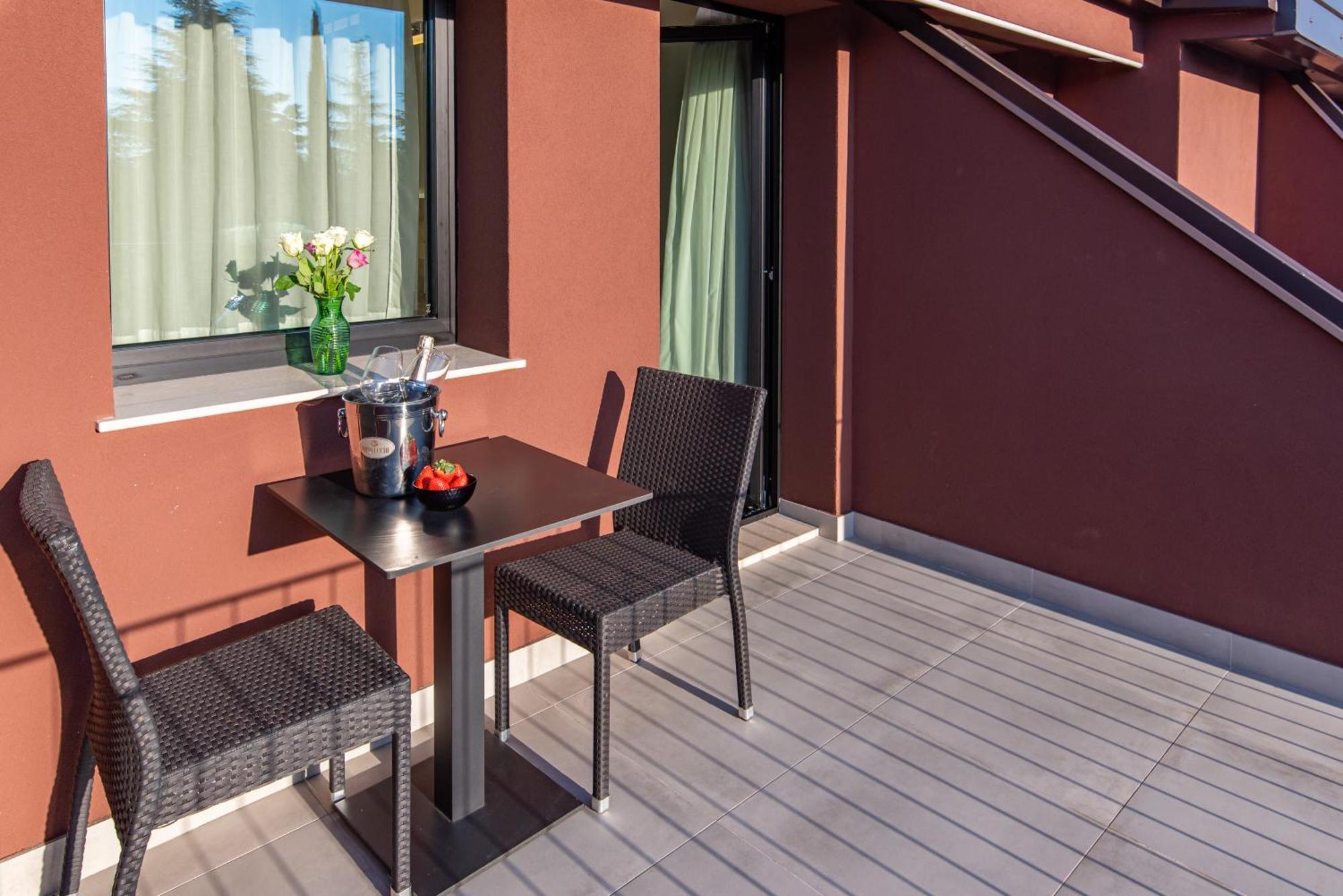Ile Hotel Peschiera del Garda Zewnętrze zdjęcie