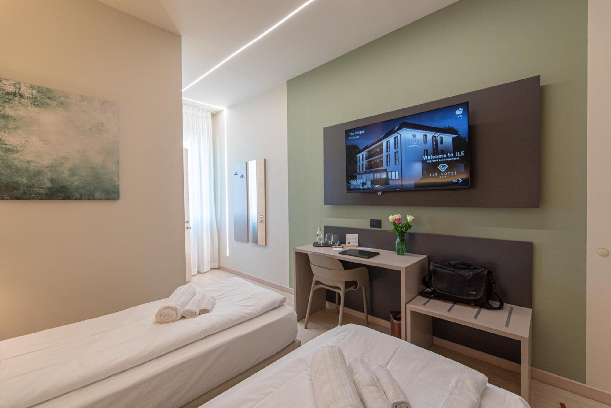 Ile Hotel Peschiera del Garda Zewnętrze zdjęcie