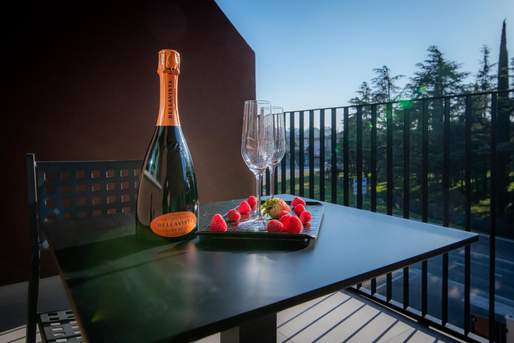 Ile Hotel Peschiera del Garda Zewnętrze zdjęcie