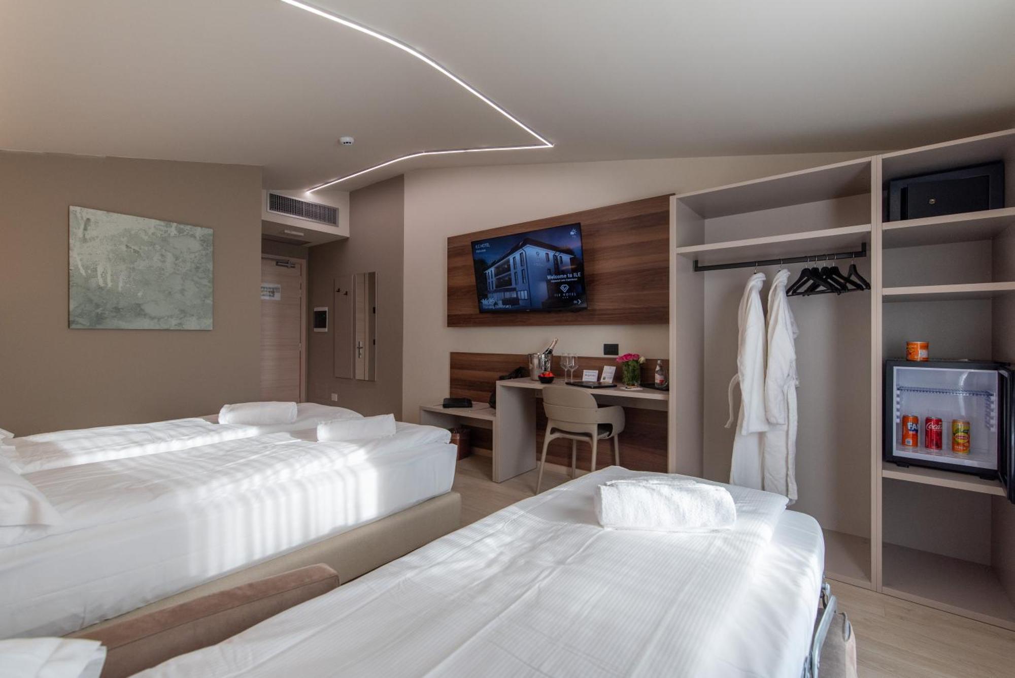 Ile Hotel Peschiera del Garda Zewnętrze zdjęcie