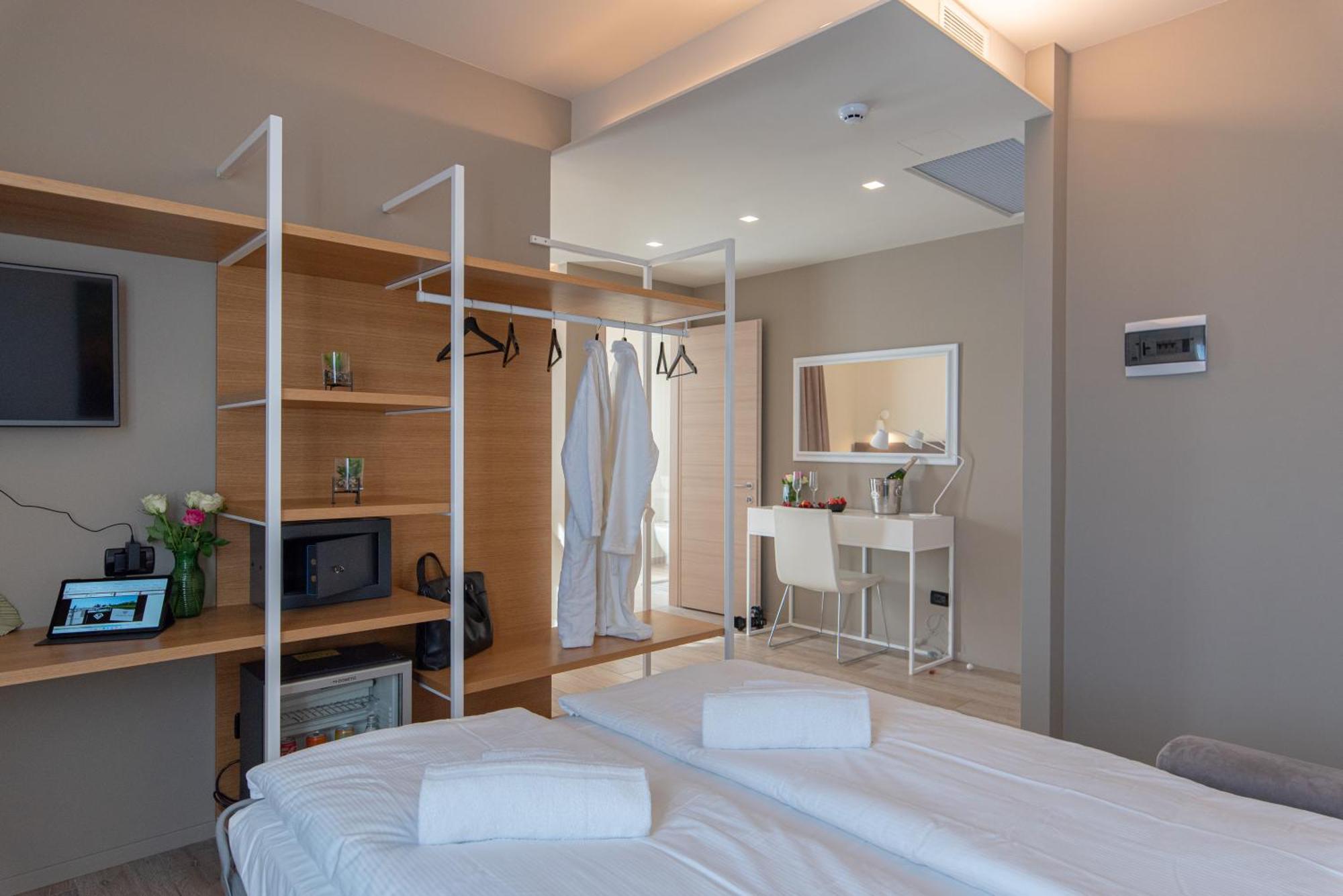 Ile Hotel Peschiera del Garda Zewnętrze zdjęcie