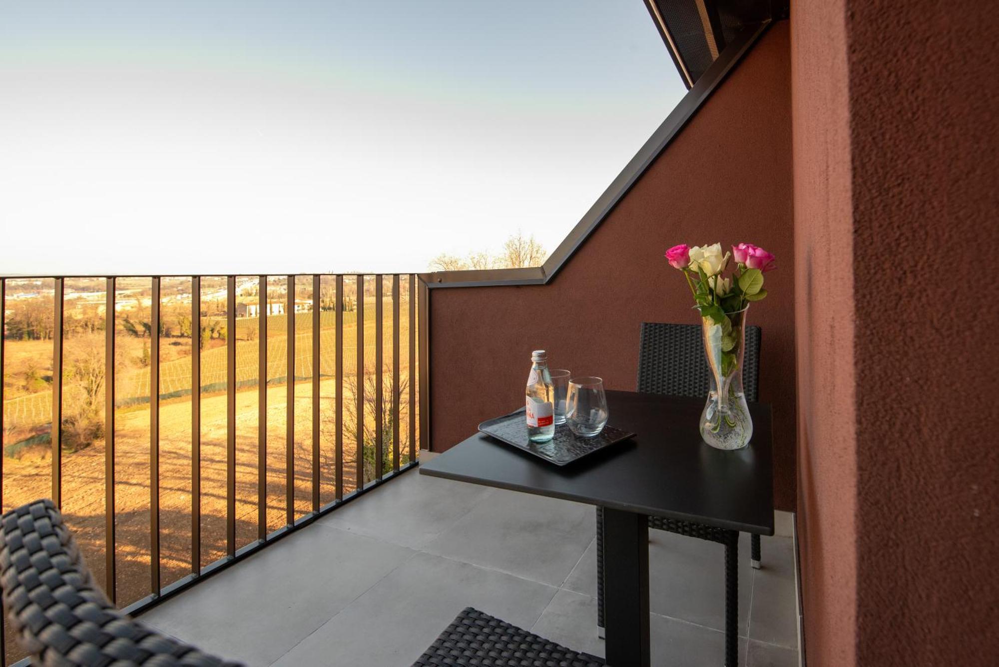 Ile Hotel Peschiera del Garda Zewnętrze zdjęcie