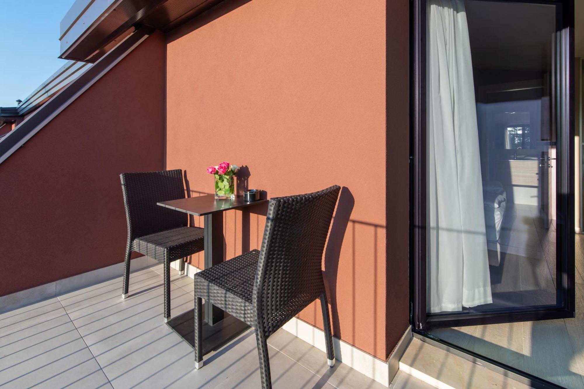 Ile Hotel Peschiera del Garda Zewnętrze zdjęcie