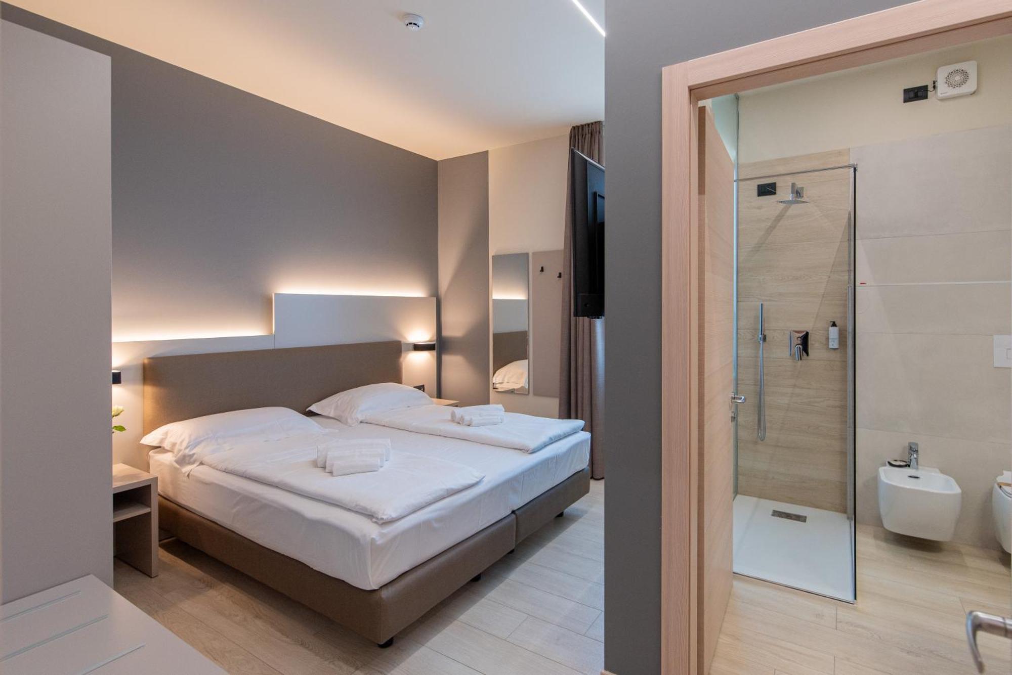 Ile Hotel Peschiera del Garda Zewnętrze zdjęcie